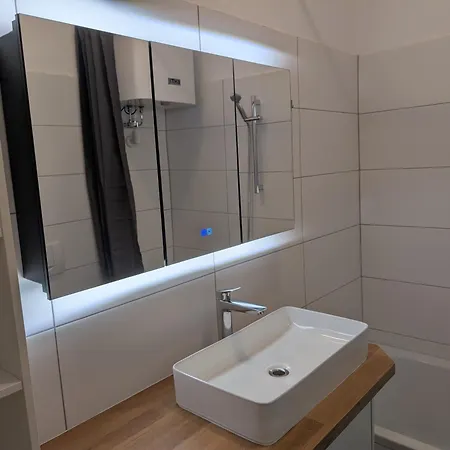 Apartament Flataid Apartmenthaus Tieschen