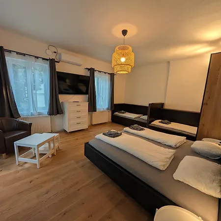 Flataid Apartmenthaus * Tieschen